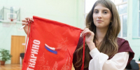 Жительница Лыткарина проголосовала в родной гимназии - Regions.Ru